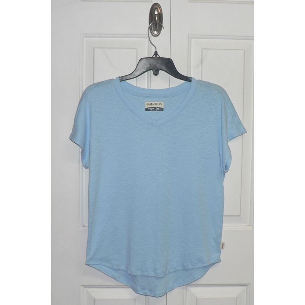 Magellan Outdoors Women's Relaxed Fit Short Sleeve V-Neck Tee in Lt. Blue XS $20